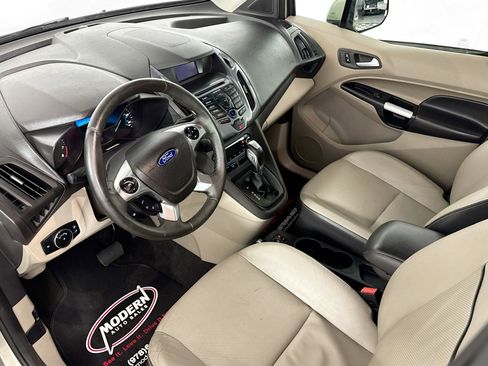 Used 2016 Ford Transit Connect Titanium image 5