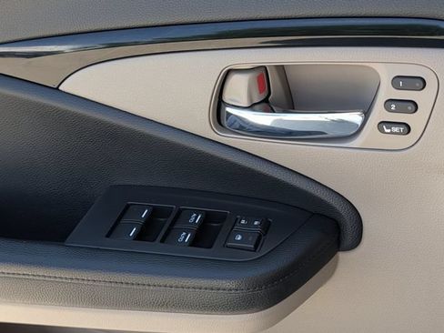 Used 2020 Honda Pilot Touring image 24