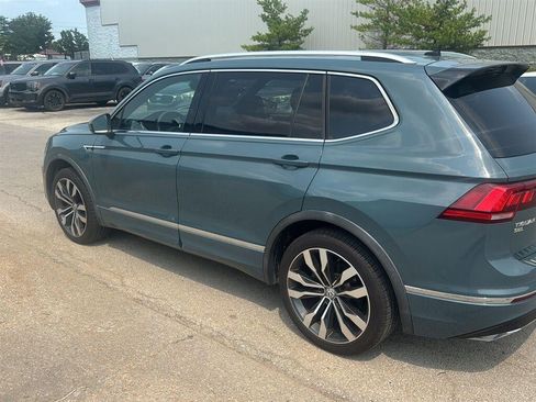 Used 2020 Volkswagen Tiguan SEL Premium R-Line AWD/4WD image 6