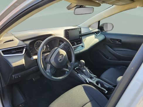 Used 2022 Toyota Corolla LE FWD image 8