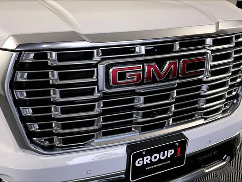 Used 2026 GMC Yukon XL Denali w/ Sun & Power Step Package image 54