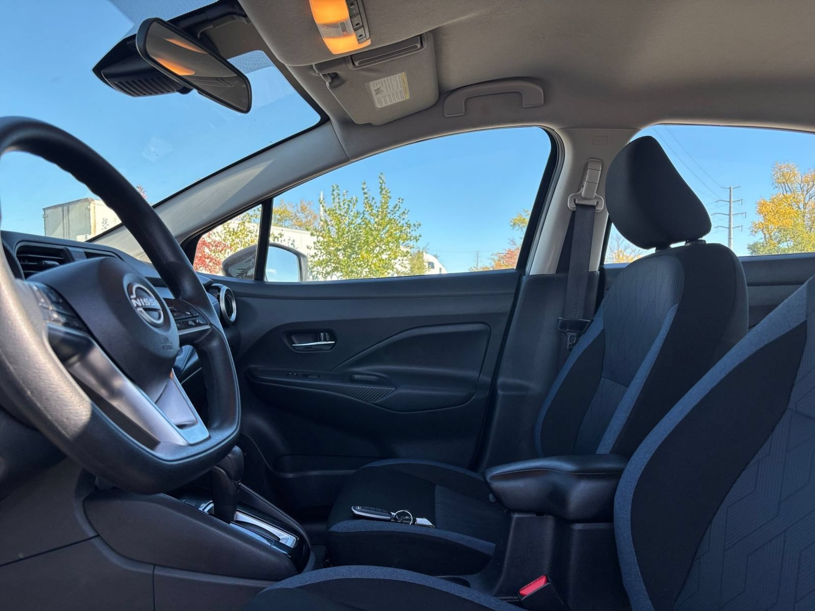 Used 2025 Nissan Versa SV FWD image 21