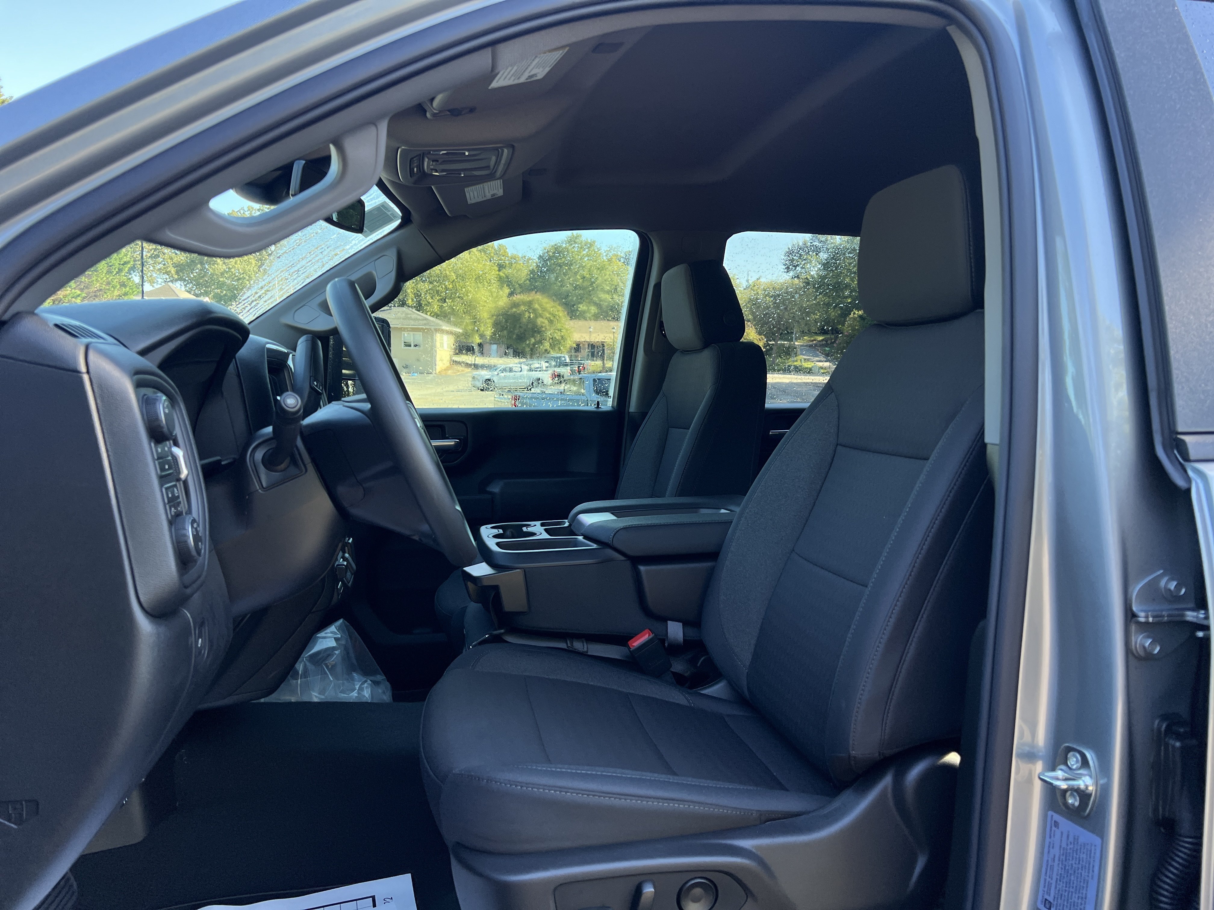 New 2026 Chevrolet Silverado 2500 Custom w/ Custom Value Package AWD/4WD image 16