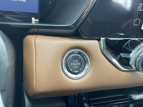 New 2025 GMC Canyon AT4 w/ Nightfall Edition AWD/4WD image 50