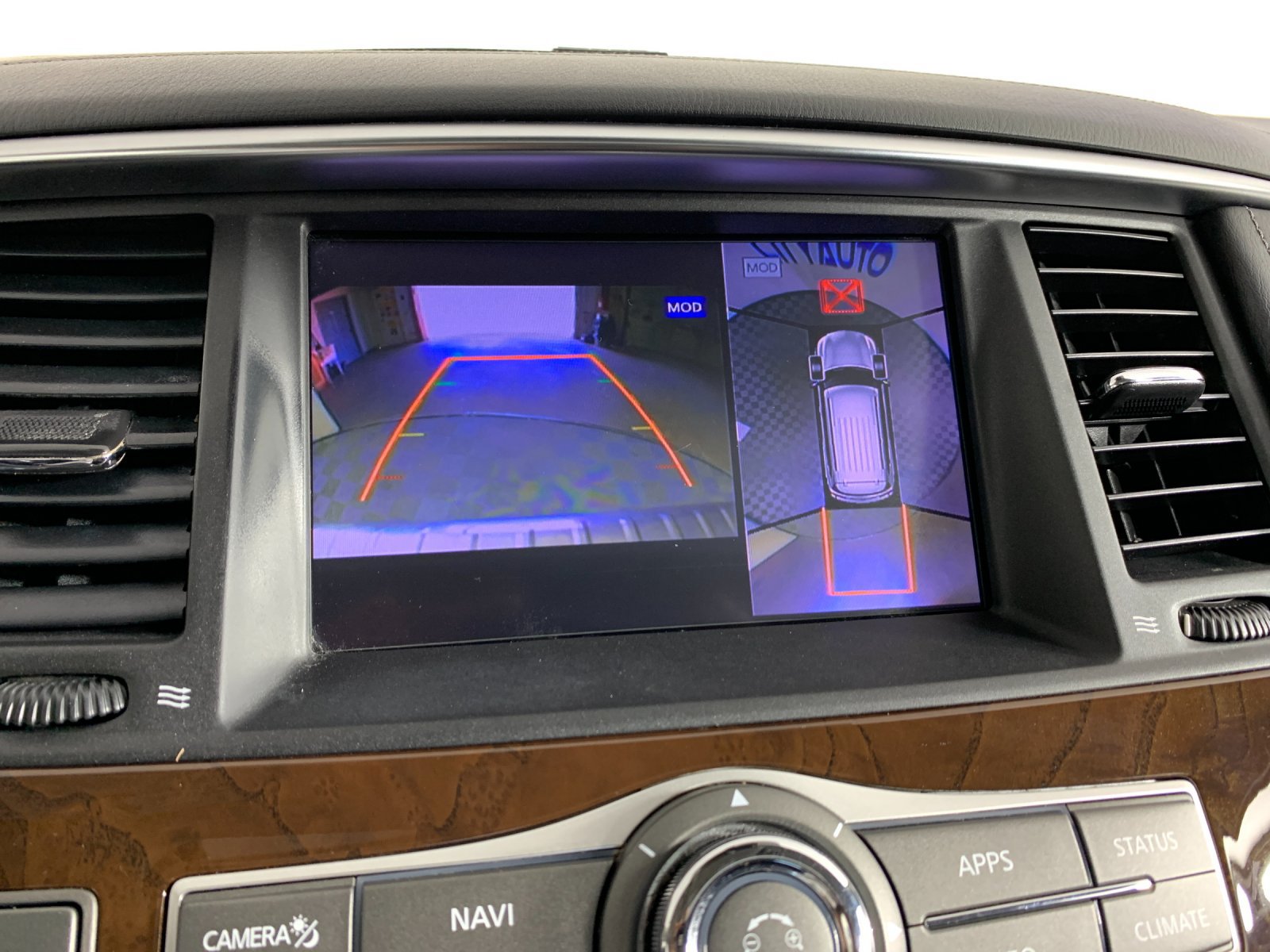 Used 2018 INFINITI QX80 4WD w/ Deluxe Technology Package image 25