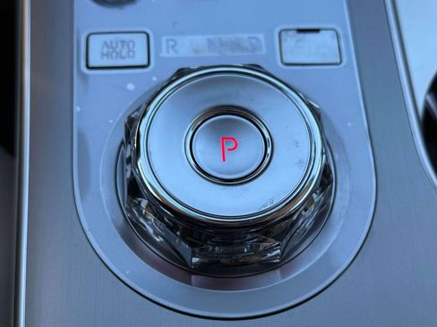 New 2026 Genesis GV70 2.5T Select image 30