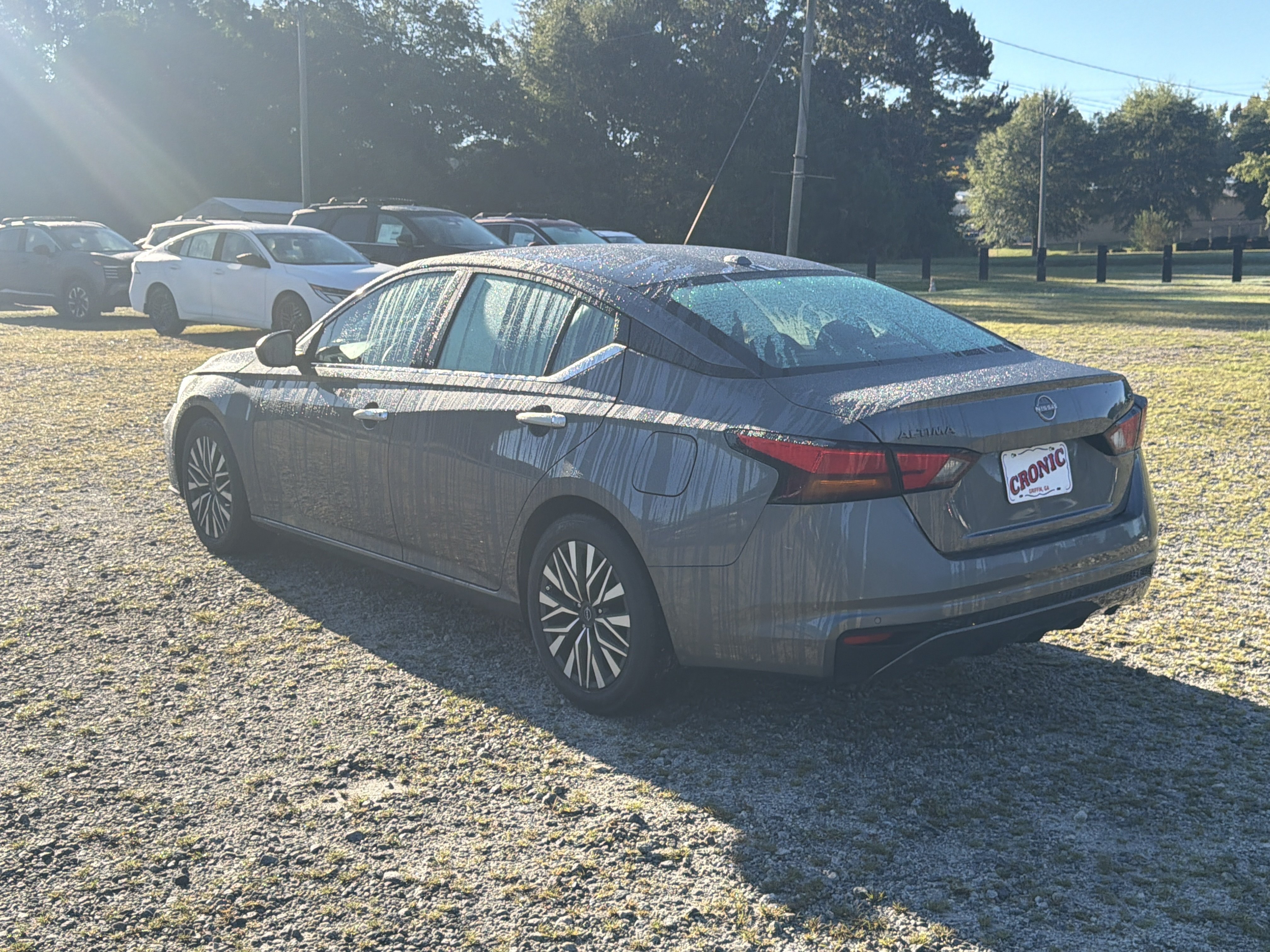 Used 2024 Nissan Altima 2.5 SV FWD image 7