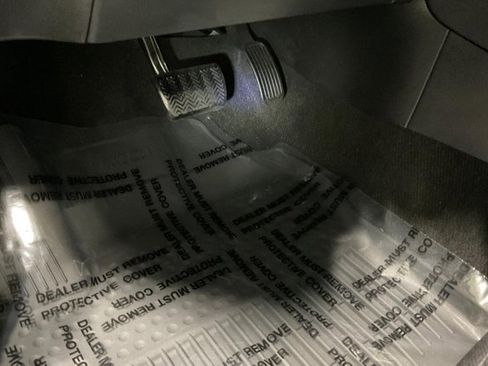 Certified 2024 Toyota Corolla LE image 37