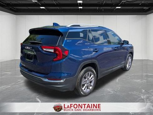 Used 2023 GMC Terrain SLT FWD image 5