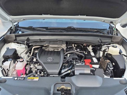 Used 2024 Toyota Grand Highlander XLE image 13