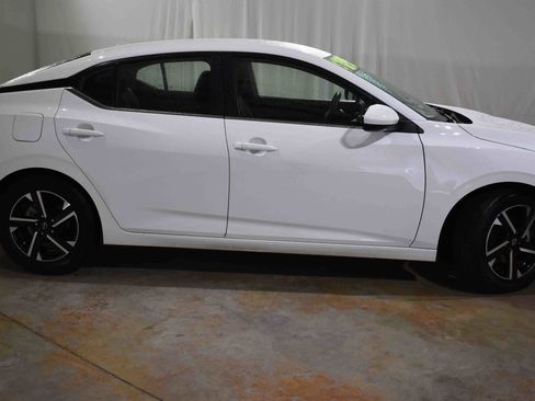Used 2024 Nissan Sentra SV image 10