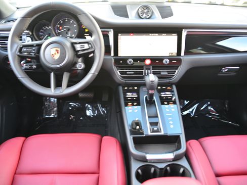 New 2026 Porsche Macan Turbo image 26