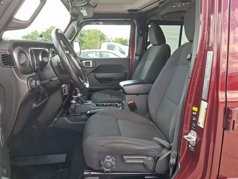 Used 2022 Jeep Gladiator Sport AWD/4WD image 15