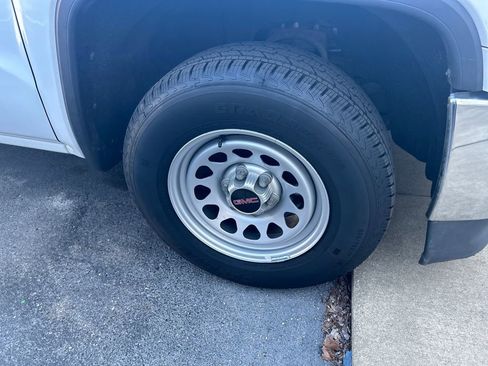 Used 2016 GMC Sierra 1500 2WD Regular Cab image 18