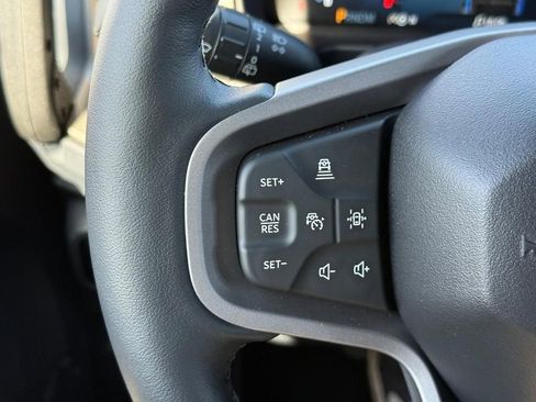 New 2025 Ford Bronco Outer Banks w/ Sasquatch Package image 13