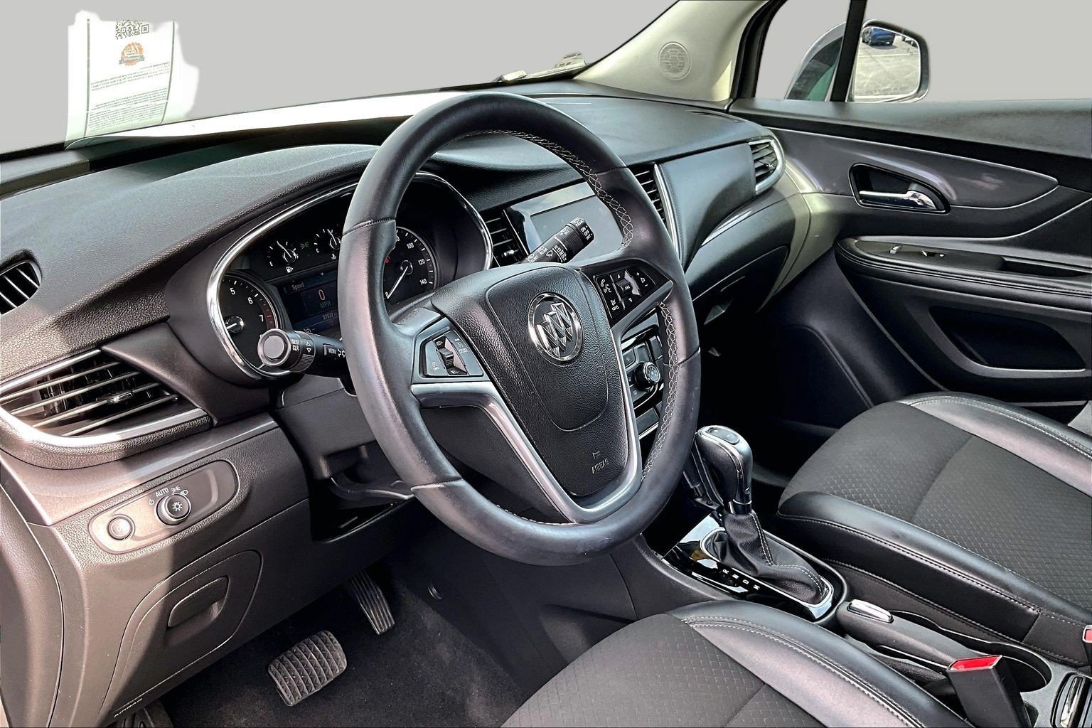 Used 2022 Buick Encore Preferred w/ Safety Package FWD image 12