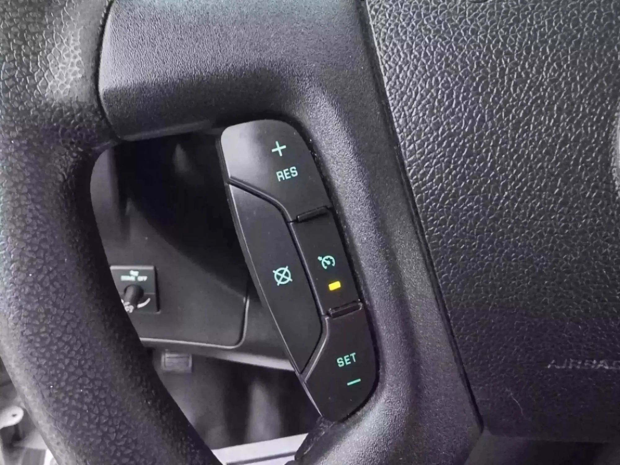 Used 2019 Chevrolet Express 2500 Extended w/ Driver Convenience Package RWD image 17