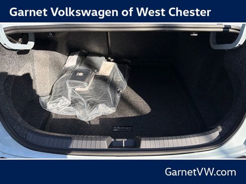 New 2026 Volkswagen Jetta GLI Autobahn FWD image 19