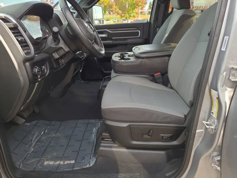 Used 2024 RAM 2500 Big Horn image 19