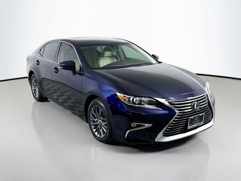 Used 2018 Lexus ES 350 image 3