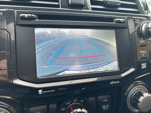 Used 2015 Toyota 4Runner Trail Premium AWD/4WD image 21