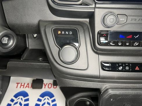 Used 2024 RAM ProMaster 3500 w/ Delivery Van Package image 14