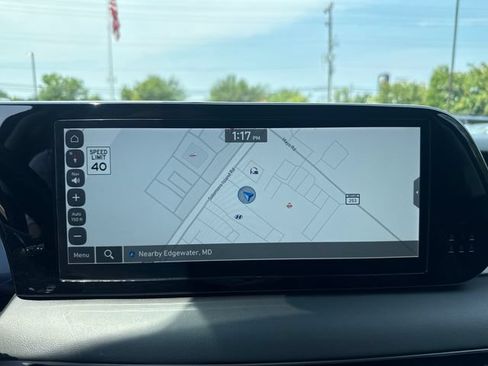 Used 2024 Hyundai Palisade SEL w/ Premium Package FWD image 19