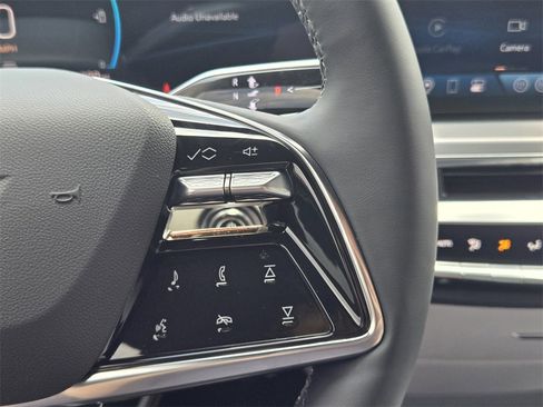 New 2025 Cadillac Lyriq Sport image 30