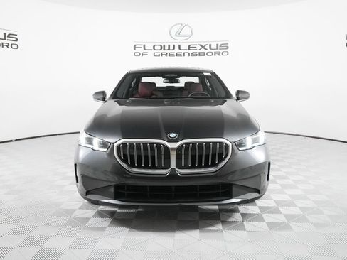 Used 2024 BMW 530i xDrive w/ Premium Package AWD/4WD image 2