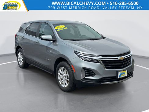 Used 2023 Chevrolet Equinox LT AWD/4WD image 1
