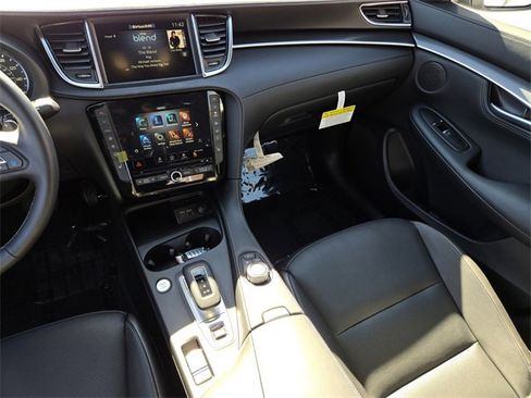 Certified 2025 INFINITI QX55 Luxe w/ Cargo Package image 17