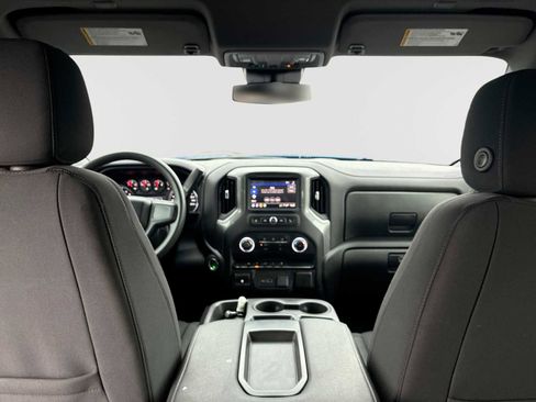 Certified 2023 Chevrolet Silverado 1500 Custom image 19