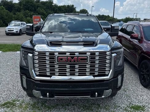 Used 2026 GMC Sierra 3500 Denali w/ Denali Reserve Package AWD/4WD image 1