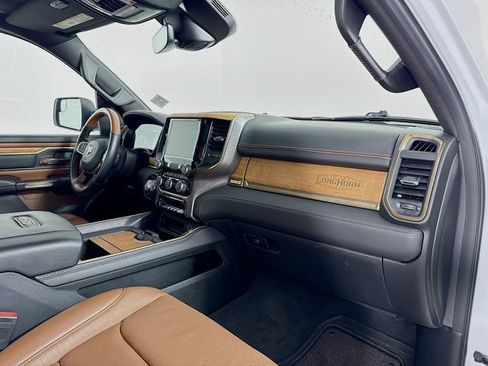 Used 2022 RAM 1500 Limited w/ Body Color Bumper Group image 30