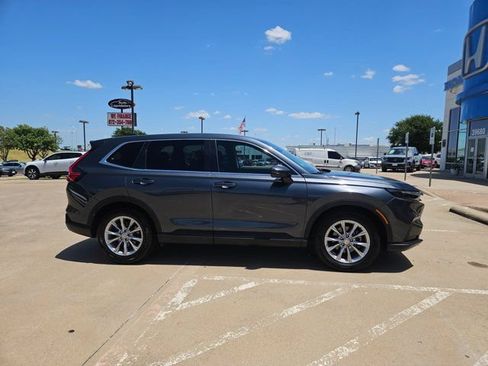 Used 2023 Honda CR-V EX image 4