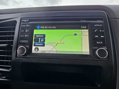 Used 2019 Nissan NV 3500 SL w/ Navigation Package image 10