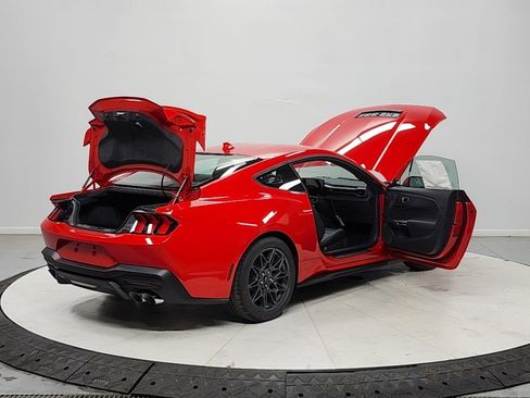 New 2026 Ford Mustang GT Premium w/ GT Performance Package RWD image 15