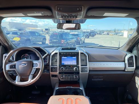 Used 2019 Ford F450 King Ranch w/ King Ranch Ultimate Package image 29