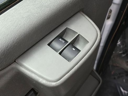 Used 2017 Chevrolet Express 3500 LT w/ LT Preferred Equipment Group image 20