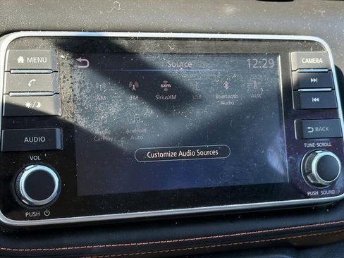 Used 2020 Nissan Kicks SR w/ SR Premium Package image 10