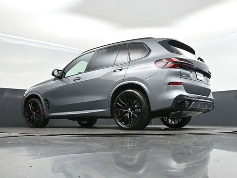 New 2026 BMW X5 M60i image 41