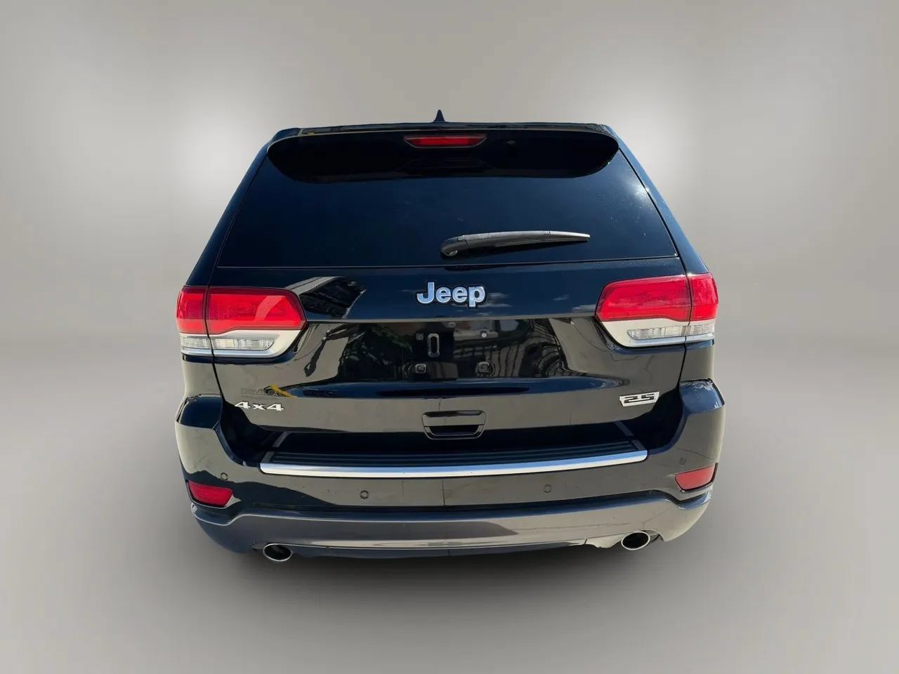 Used 2018 Jeep Grand Cherokee Limited AWD/4WD image 6