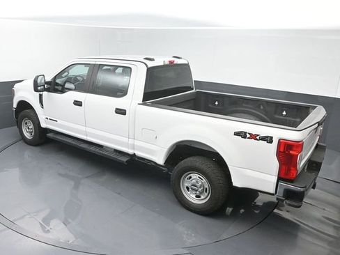 Used 2021 Ford F250 XL w/ Power Equipment Group AWD/4WD image 30