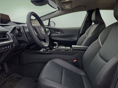 Used 2026 Toyota Prius XLE image 20