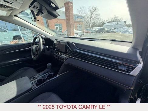 Used 2025 Toyota Camry LE image 8