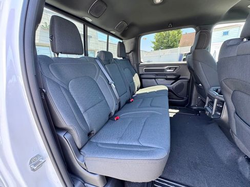 New 2026 RAM 1500 4x4 Crew Cab image 22