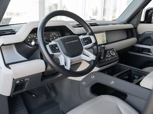 Used 2023 Land Rover Defender 110 S AWD/4WD image 17