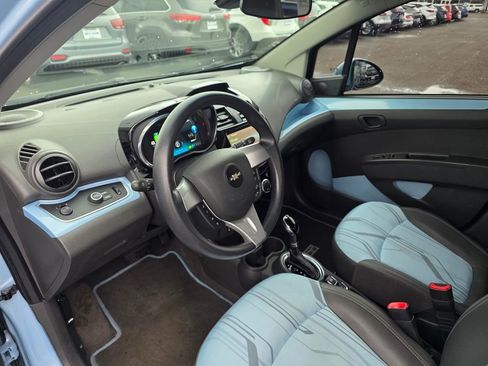 Used 2015 Chevrolet Spark LT image 10