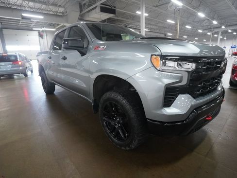 Used 2023 Chevrolet Silverado 1500 LT Trail Boss w/ Convenience Package II AWD/4WD image 14