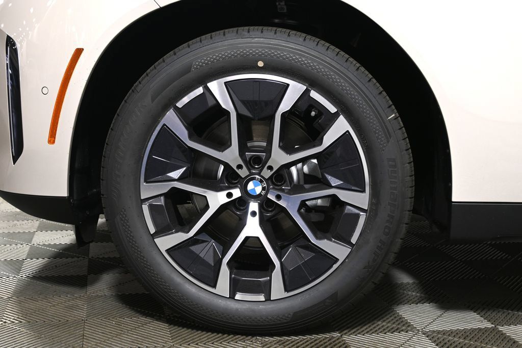 Used 2026 BMW X3 xDrive30i w/ Convenience Package AWD/4WD image 12